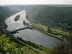 Staustufe Lehmen mit Wasserkraftwerk, Wehr und Schleuse