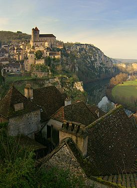 Povoação de Saint-Cirq-Lapopie