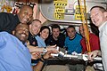 L'equipaggio della missione STS-129 all'interno del modulo Unity