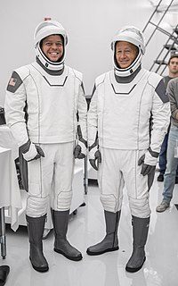 Астронавти у скафандрах SpaceX