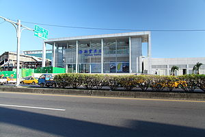 Xinfeng railway station entrance