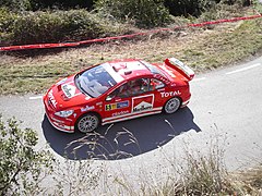 Marcus Grönholm sur Peugeot 307 WRC au Rallye de Catalogne 2004.