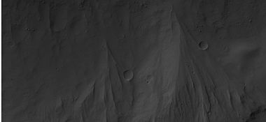 Close-up of part of previous image of wall of Valles Marineris, as seen by HiRISE under HiWish program