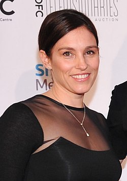 Amy Jo Johnson vuonna 2015.