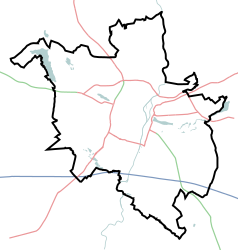 Mapa konturowa Poznania, w centrum znajduje się punkt z opisem „Ulica Święty Marcin”