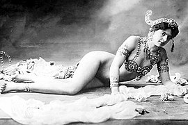 Studiofoto van Mata Hari