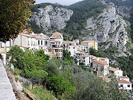 The village seen from the chapel of Saint-Roch