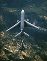 Aircraft wing planform shapes: a swept wing KC-10 Extender (top) refuels a F-22 Raptor