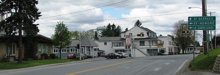 Première avenue au centre de Saint-Martin