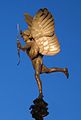 Anteros, popolarmente conosciuto come Eros, di Alfred Gilbert (scultore), 1885; dallo "Shaftesbury Memorial" in Piccadilly Circus.