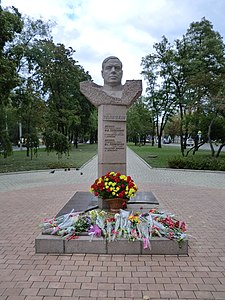 Monumento a Fiódor Tolbujin en Donetsk, al este de Ucrania (1995)