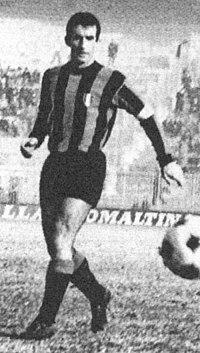 Inter Milan v L.R. Vicenza - 1960s - Armando Picchi (cropped).jpg