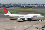日航波音747-400D