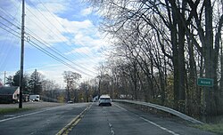 Entering Accord along northbound US 209