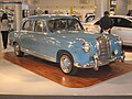 Mercedes-Benz 220S (W180)