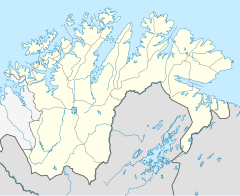 Øvre Tverelvtind ligger i Finnmark