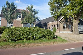 De ouderlijke woning van Van der Mheen aan de Postweg in Lunteren (foto gemaakt in 2018)