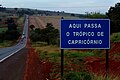 Markierung des südlichen Wendekreises bei Itaí in Brasilien