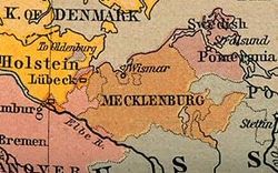 Mecklenburg k. 1803 (nâu), với Mecklenburg-Schwerin là lãnh thổ trung tâm lớn hơn[cần giải thích]