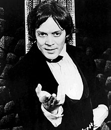 Raul Julia - Dracula.jpg