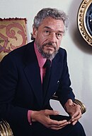 Photo of Paul Scofield at a photographer's studio