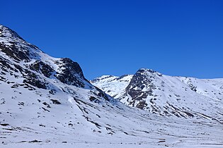 Traseul prin valea Visdalen, către ghețarul Svellnosbrean