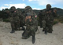 Soldados turcos durante treinamento militar.