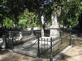 Grafmonument van de familie Vom Rath-Bunge