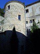 Château des évêques de Valence, tour ronde extérieure.