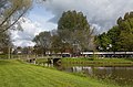 Arnhem-De Laar, el puente de madera cerca del Baakhovenstraat-granja infantil en el día del Rey