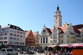 Altes Rathaus van Ingolstadt en de Pfeifturm van de Moritzkirche