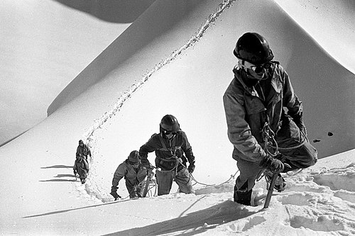 Alpinistid Ullu-Tau alpilaagris 1983. aastal