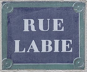 Voir la plaque.