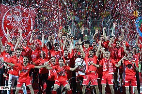 قهرمانی پرسپولیس در لیگ برتر ۹۸–۱۳۹۷