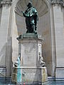 Estatua y fuente dedicada al dibujante y grabador barroco Jacques Callot en Nancy