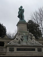 Monument Léon Gambetta à Sèvres