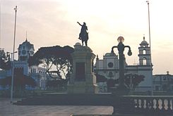 Plaza de Armas, Pisco, 2001