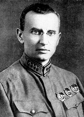 Член РВС СССР и командующий войсками Белорусского военного округа И.П. Уборевич