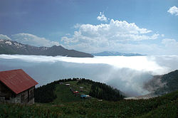 Pokut platosu.Rize dağı üzerindeki bulutlar