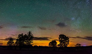 Lumières de la nuit en Estonie. Septembre 2017.