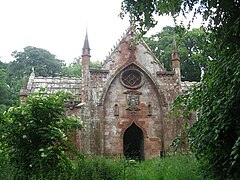 Capilla Yester, fachada oeste