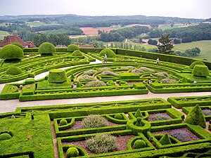 Jardins du château de Hautefort.