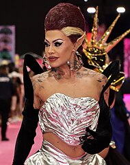 Season 1 winner Grag Queen