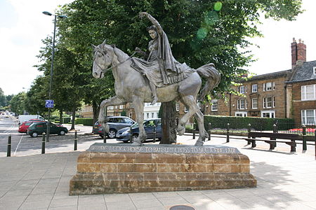 Fine Lady, cerflun gan Artcycle (2005) yn darlunio'r hwiangerdd Saesneg, "Ride a cock horse to Banbury Cross"