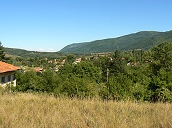 Панорамен изглед от Гюешево