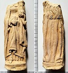 eine 2022 in Kaiserswerth geborgene spätmittelalterliche Statuette der heilgen Barbara aus Pfeifenton