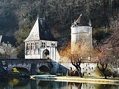 Renaissance-Pavillon und Rundturm