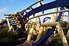 " Montu ", roller coaster terbalik sing populer ing Busch Gardens Tampa Bay