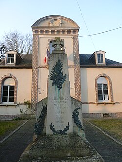 Skyline of Échemines