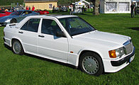 Mercedes-Benz 190 E 2.3-16 (1983−1987)